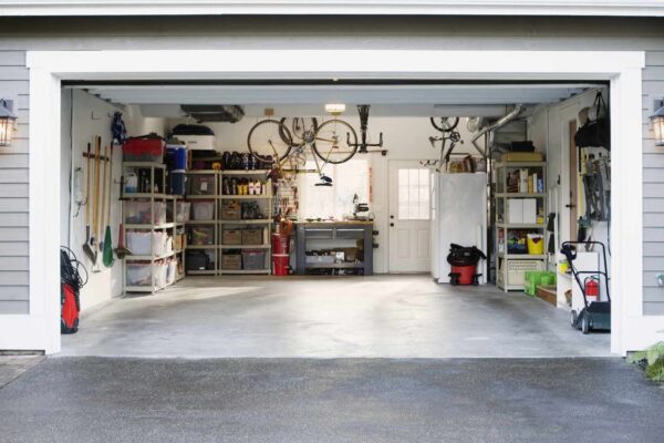 From Garage to Gorgeous: Junk Removal for Home Staging